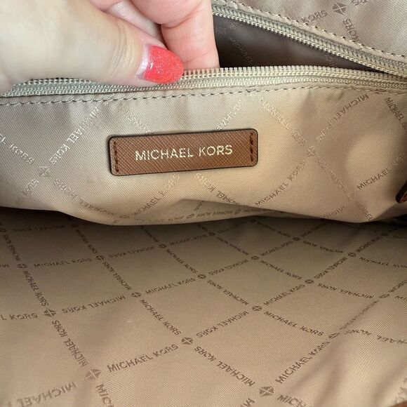 Michael Kors Signature Brown and Tan Tote - Picture 14 of 15